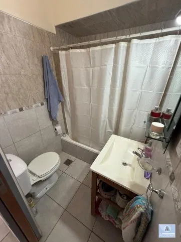 Amplia Casa de 3 Dormitorios con Patio y Garaje en Tandil, NECOCHEA AL 0, Tandil - foto 7