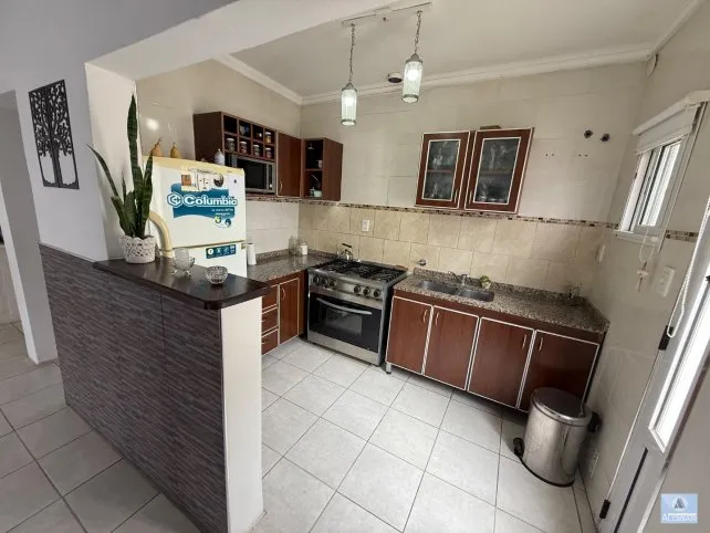 Amplia Casa de 3 Dormitorios con Patio y Garaje en Tandil, NECOCHEA AL 0, Tandil - foto 4