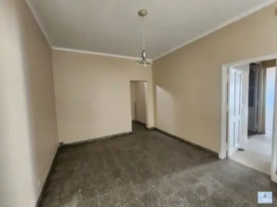 Casa de 2 Dormitorios con Salón y Patio en Tandil