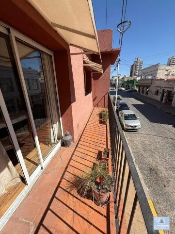 Casa en Venta en Tandil: Amplia y Funcional de 4 Dormitorios, Pinto al 900, Tandil - foto 6