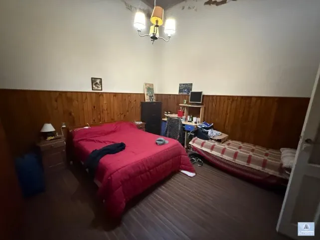 Casa en Venta en Tandil, Oportunidad de Reciclaje con Amplio Patio Verde, 25 DE MAYO AL 600, Tandil - foto 4