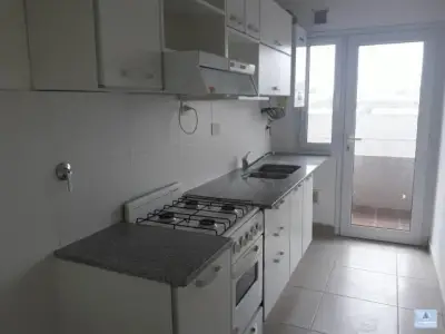 ¡Oportunidad en Tandil! Departamento/Dúplex con Cochera y Amenidades