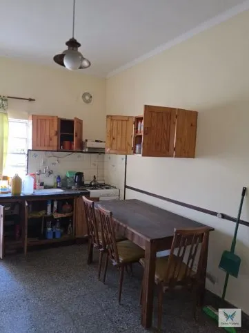Casa a refaccionar en Villa Italia, Tandil – Lote 350 m², 3 dormitorios, quincho con baño, VIGIL 721, Tandil - foto 7