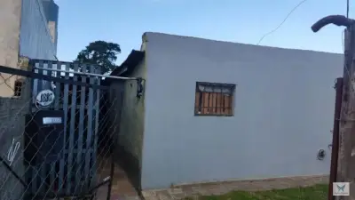 Casa en venta en Los Jazmines, Tandil – 2 dormitorios, patio y galpón