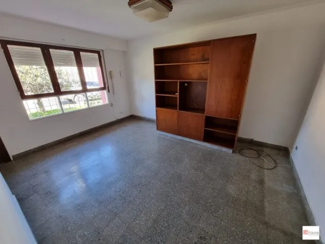 Casa en venta en Barrio Jardín, Tandil – 3 dormitorios | 2 baños, Barrio Jardin, Tandil - foto 2