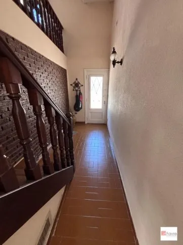 Casa en venta en Belgrano 146, Tandil – 4 dormitorios, 200 m² con quincho y garaje, Belgrano 146, Tandil - foto 2
