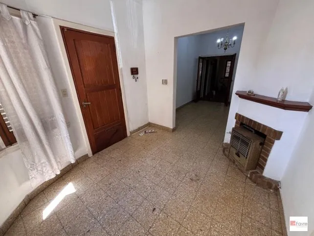 Casa en venta en Tandil – 2 dormitorios, 2 baños, 90 m², Garibaldi 161, Garibaldi 161, Tandil - foto 2