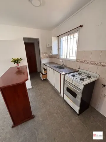 Departamento en alquiler en Tandil – 1 dormitorio, planta baja con patio, 25 de Mayo 26, Tandil - foto 4