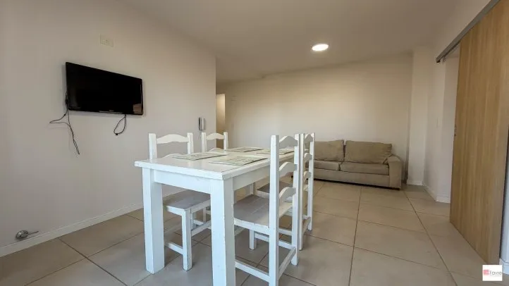 Departamento en venta en Av. del Valle 419, Tandil – 2 dormitorios, balcón y estacionamiento, Av. del Valle 419, Tandil - foto 2
