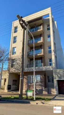 Departamento en venta en Av. del Valle 419, Tandil – 2 dormitorios, balcón y estacionamiento
