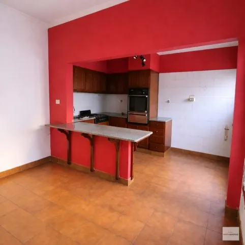 Casa de 4 dormitorios con quincho y patio en San Martín 1034, Tandil, San Martín 1034, Tandil - foto 4