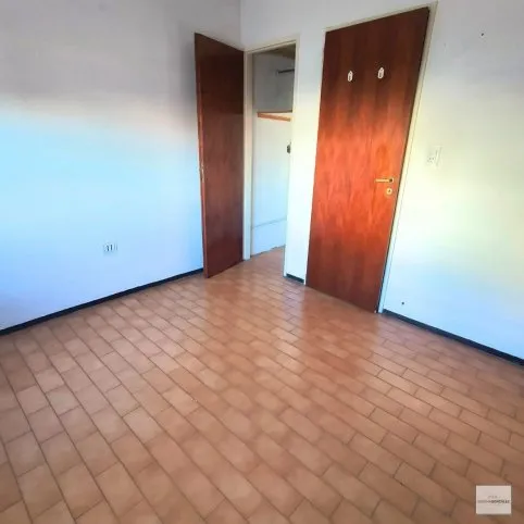 Casa de 4 dormitorios con quincho y patio en San Martín 1034, Tandil, San Martín 1034, Tandil - foto 8