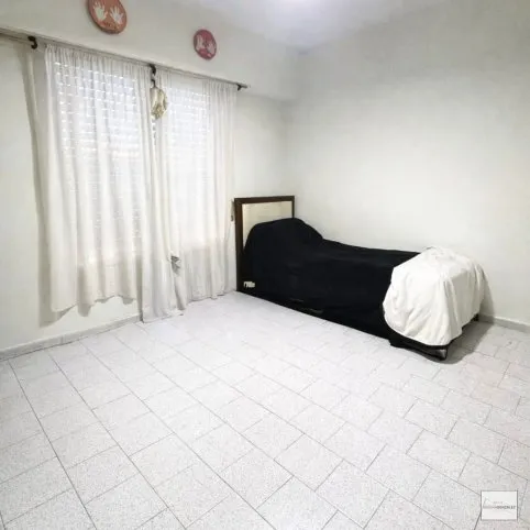 Casa en venta con 2 dormitorios, amplio patio verde y entrada para auto | Tandil, Brandsen 1262, Tandil - foto 6