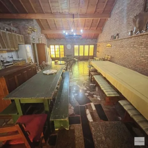 Casa en venta en Tandil: 3 dormitorios, 200 m², quincho completo y terreno de 650 m², 4 de Abril 200, Tandil - foto 5