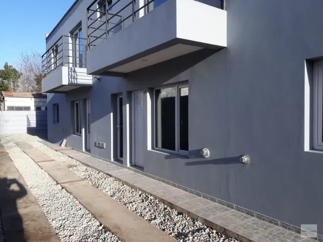Departamento en planta baja con patio – U$S 45.000, Rosales 1026, Tandil - foto 2