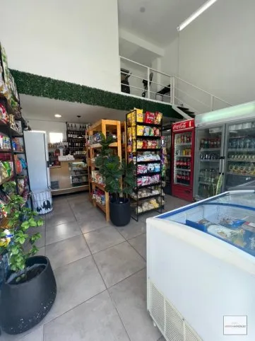 Local comercial semi céntrico en venta en Tandil – 57 m² con entrepiso, Chacabuco 864, Tandil - foto 4