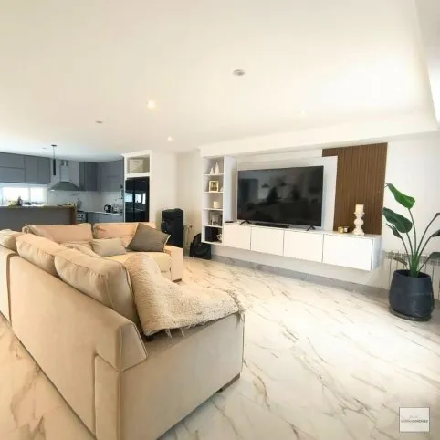 Moderna casa con quincho en Tandil, ideal para disfrutar, Peyrel 2320, Tandil - foto 2