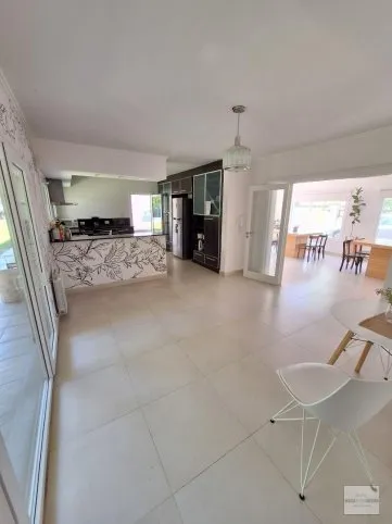 Venta: Casa de 3 dormitorios en suite con vestidor, pileta y quincho en Tandil, Reforma universitaria 2410-Parte 2, Tandil - foto 3